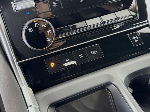 New 2026 Nissan Armada SL image 18