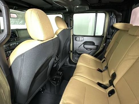 New 2026 Jeep Gladiator Sport AWD/4WD image 14