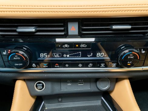 Used 2023 Nissan Rogue Platinum w/ Platinum Premium Package image 20