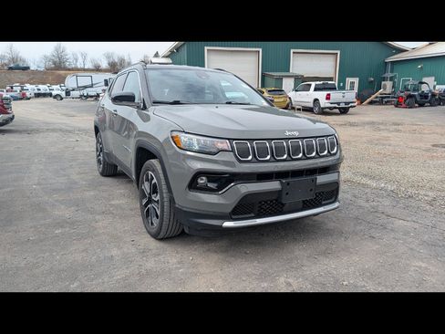 Used 2022 Jeep Compass Limited image 1