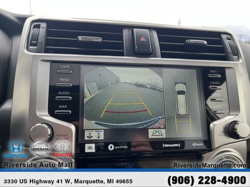 Used 2023 Toyota 4Runner Limited AWD/4WD image 23