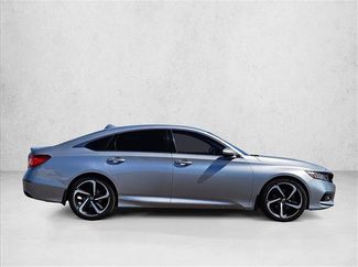Used 2018 Honda Accord Sport video 4
