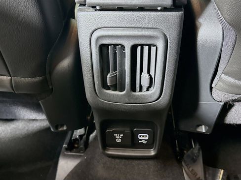 Used 2021 Jeep Compass Latitude w/ Sun and Sound Group image 24