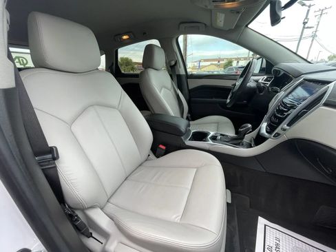 Used 2014 Cadillac SRX FWD image 13