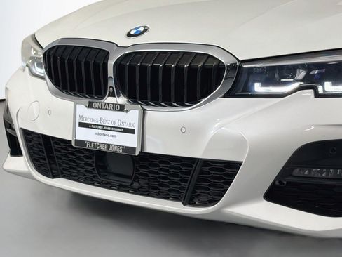 Used 2021 BMW 330i Sedan w/ M Sport Package RWD image 13