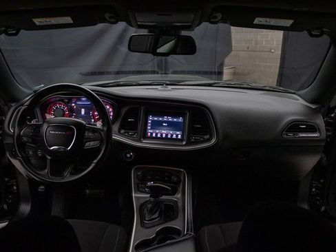 Used 2022 Dodge Challenger GT image 24