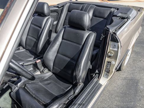 Used 1989 BMW 325i Convertible RWD image 47