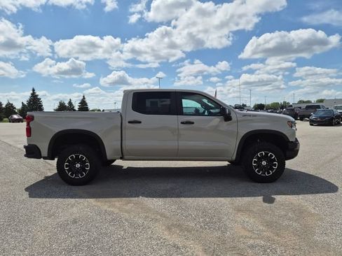 Used 2026 Chevrolet Silverado 1500 ZR2 AWD/4WD image 5