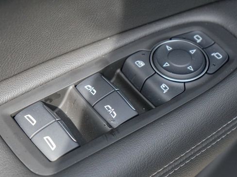 New 2025 Cadillac XT6 Sport w/ Technology Package image 18