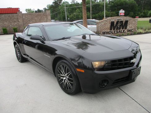 Used 2010 Chevrolet Camaro LS image 11