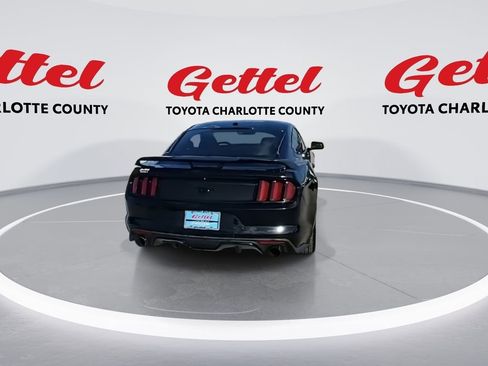 Used 2017 Ford Mustang Premium image 7