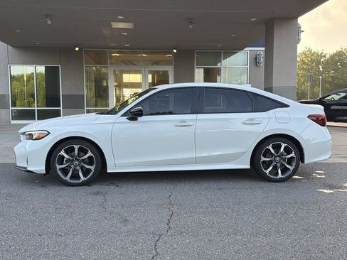 Used 2026 Honda Civic Sport image 3
