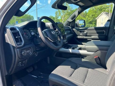 Used 2026 RAM 1500 Big Horn AWD/4WD image 2