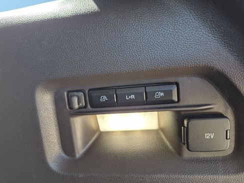 Certified 2021 Ford Explorer Platinum w/ Equipment Group 601A image 12