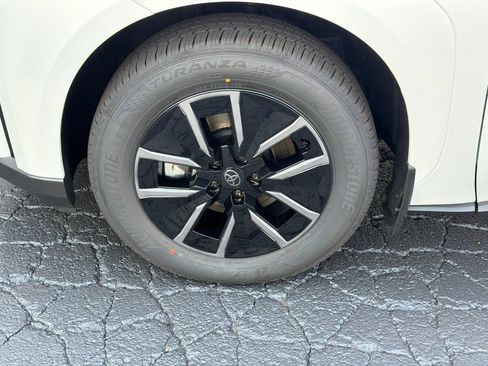 New 2026 Toyota bZ FWD image 14