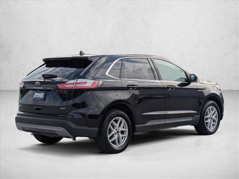 Used 2024 Ford Edge SEL AWD/4WD image 5
