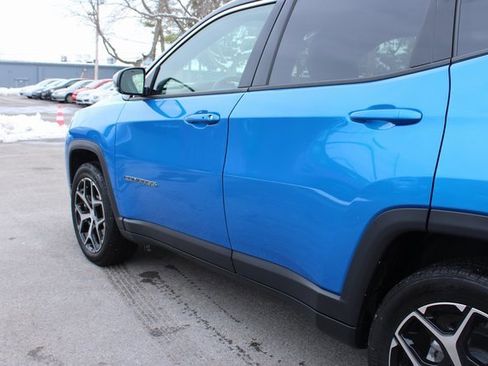 Used 2024 Jeep Compass Limited image 45