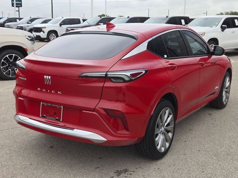 Used 2026 Buick Envista Avenir FWD image 3