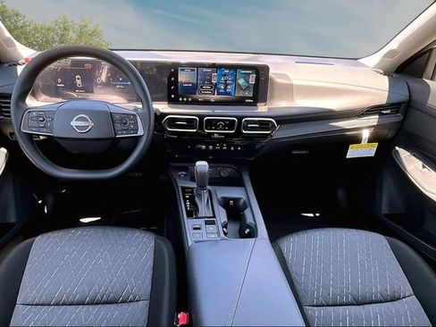 New 2027 Nissan Sentra SV FWD image 5