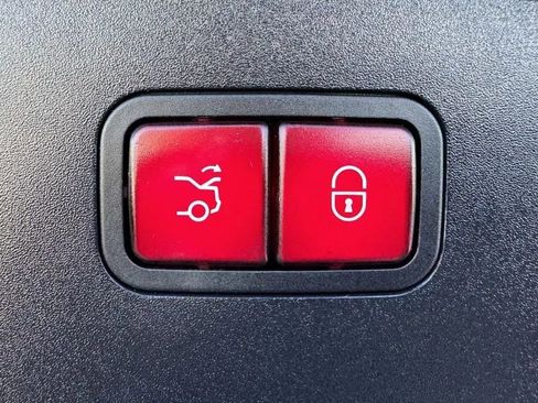 Used 2012 Mercedes-Benz S 550 w/ Sport Pkg Plus One image 40