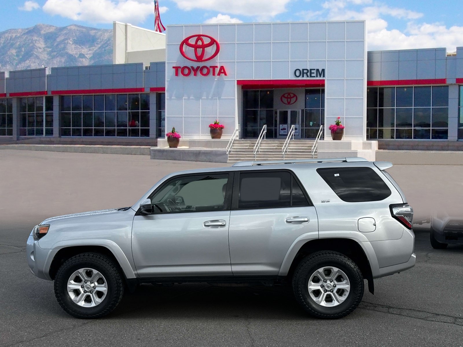 Used 2016 Toyota 4Runner SR5 AWD/4WD image 6