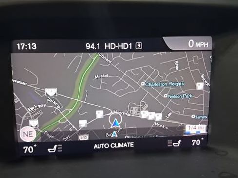 Used 2018 Volvo V60 T5 Dynamic w/ Vision Package FWD image 31