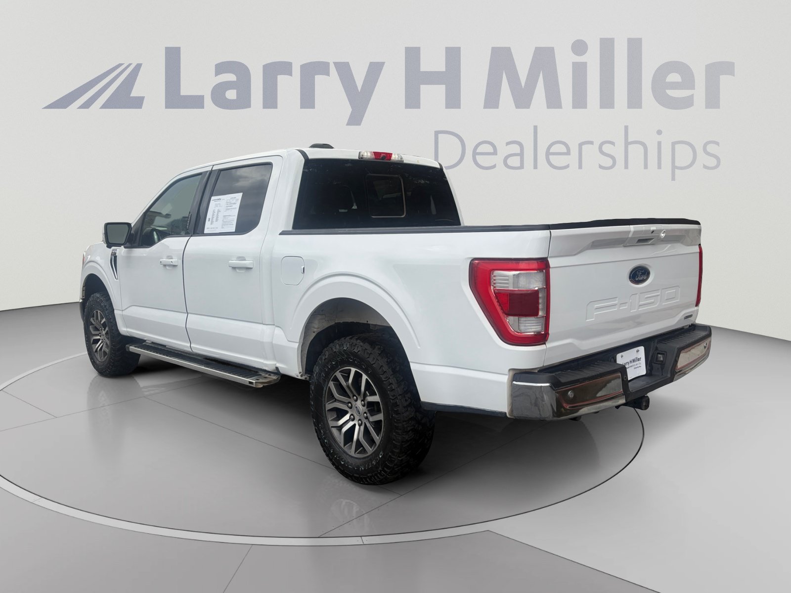 Used 2022 Ford F150 Lariat w/ Max Trailer Tow Package AWD/4WD image 3