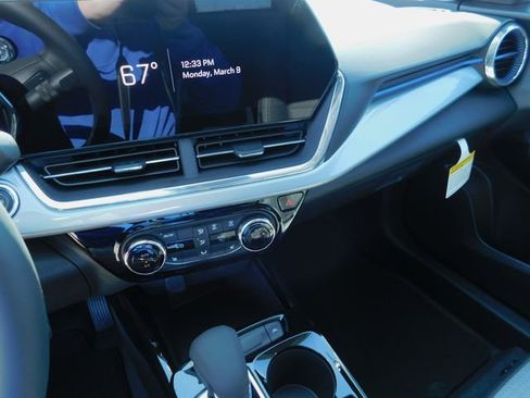 New 2026 Chevrolet Trax LT w/ Driver Confidence Package image 27