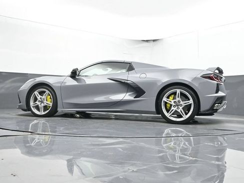 Used 2024 Chevrolet Corvette Stingray Preferred Conv w/ Z51 Performance Package RWD image 46