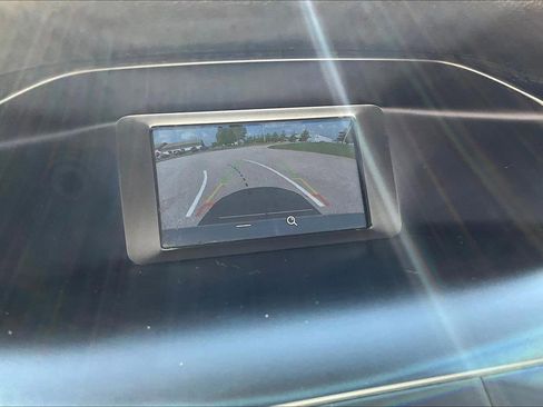 Used 2018 Ford Focus SE image 30