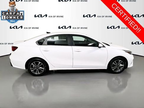 Certified 2024 Kia Forte LXS FWD image 30