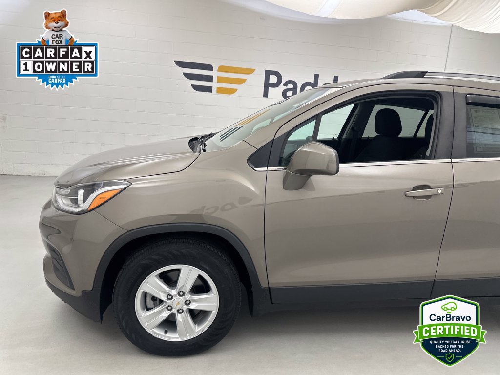 Used 2020 Chevrolet Trax LT FWD image 3
