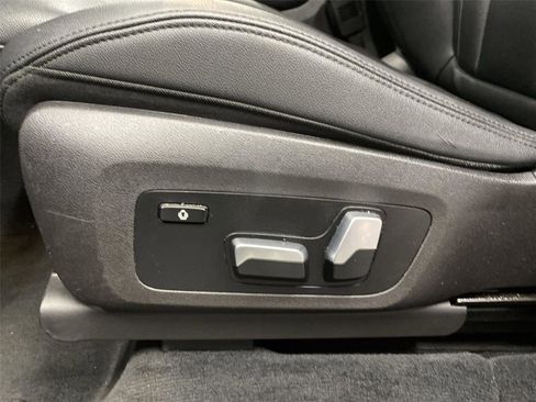 Used 2019 BMW X3 sDrive30i w/ Driving Assistance Package RWD image 18
