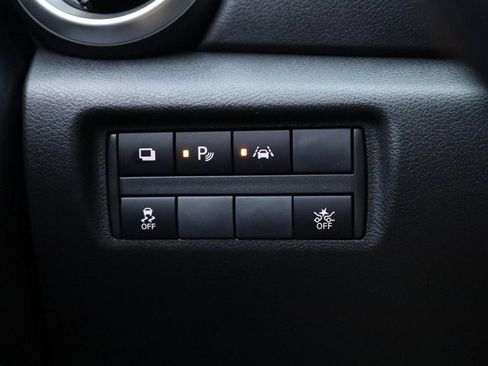 New 2025 Nissan Versa S w/ Trunk Package image 18