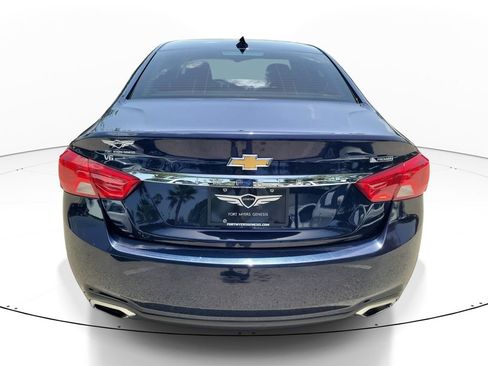 Used 2018 Chevrolet Impala Premier w/ Premier Confidence Package FWD image 3