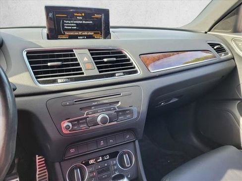 Used 2018 Audi Q3 2.0T Premium w/ Convenience Package FWD image 22