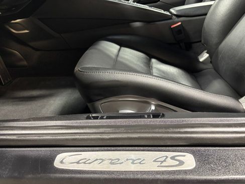 Used 2014 Porsche 911 Carrera 4S image 5