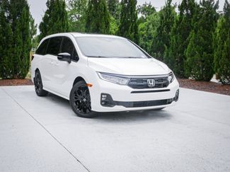 New 2026 Honda Odyssey Sport-L video 2