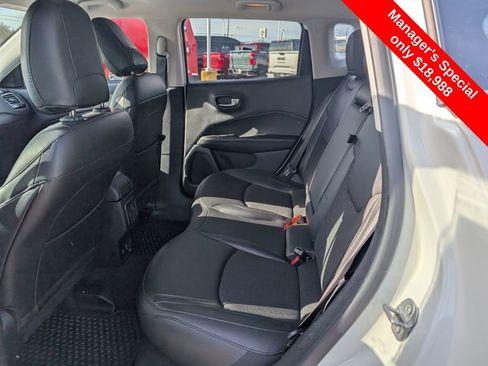 Used 2021 Jeep Compass Altitude image 9