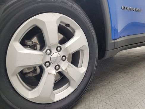 Used 2019 Jeep Compass Latitude image 31