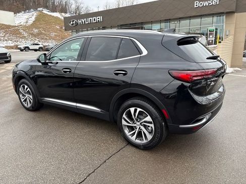 Used 2023 Buick Envision Essence image 3