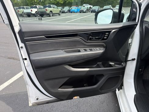 Certified 2024 Honda Odyssey Touring image 18