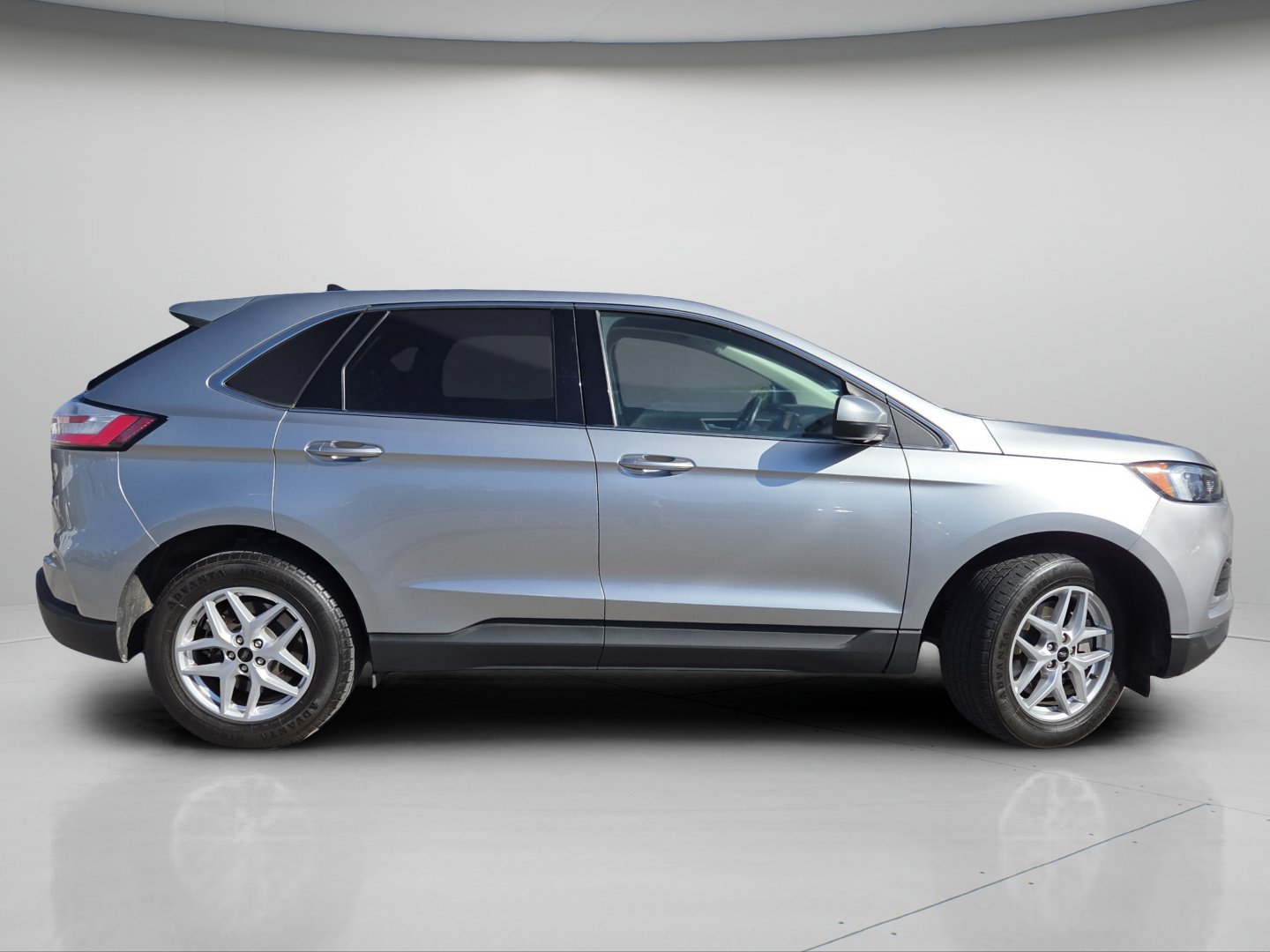 Used 2024 Ford Edge SEL AWD/4WD image 19