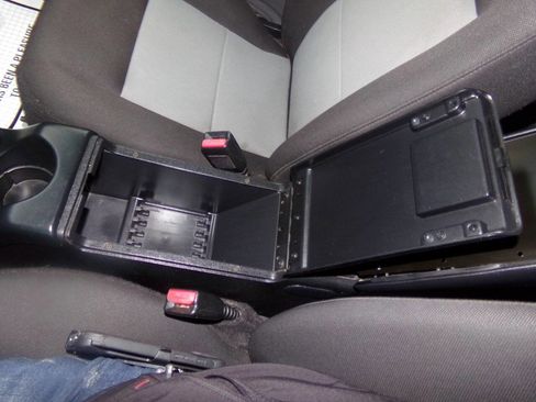 Used 2005 Ford Ranger XLT image 42