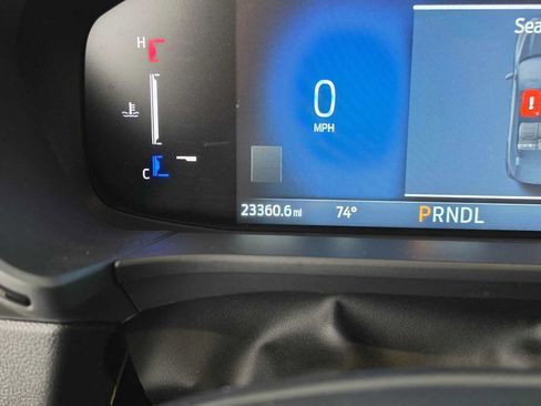 Used 2025 Ford Escape ST-Line w/ Tech Pack #1 FWD image 24