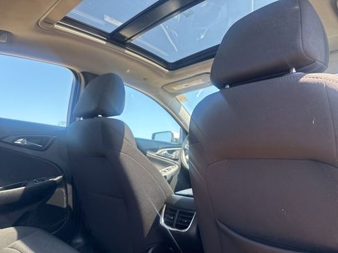 Used 2024 Chevrolet Malibu LT image 27