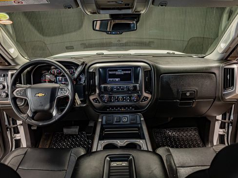Used 2016 Chevrolet Silverado 3500 LTZ w/ Duramax Plus Package AWD/4WD image 17