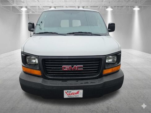 Used 2016 GMC Savana 2500 RWD image 8