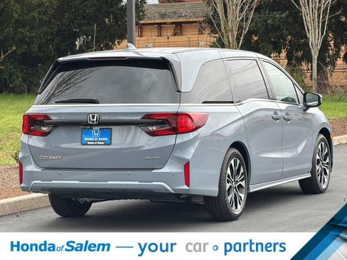 New 2026 Honda Odyssey Elite image 2