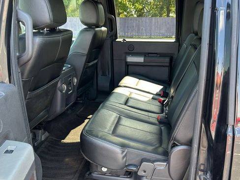 Used 2014 Ford F250 Lariat w/ Lariat Ultimate Package image 21